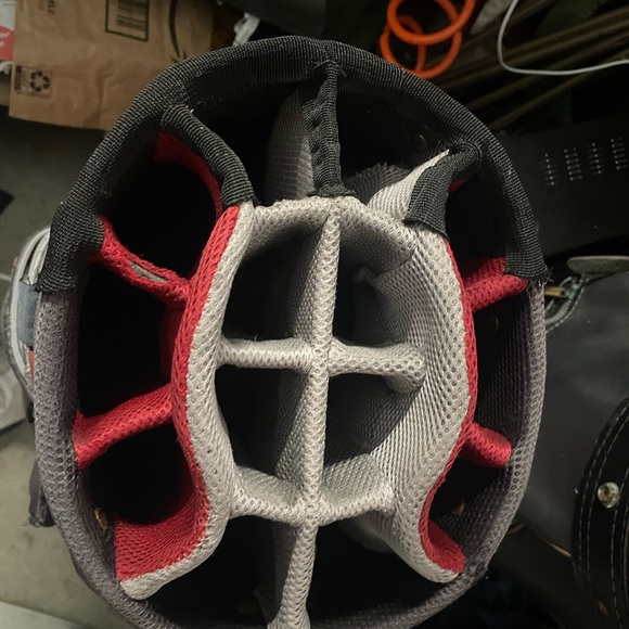 Golf Cart Bag RJ with 14 club dividers , shoulder strap and rain cover . - Picture 15 of 15